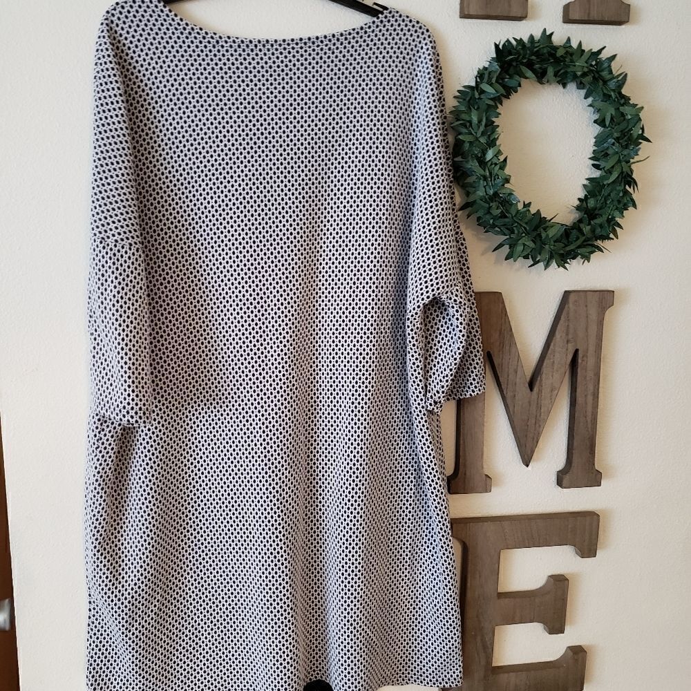 Junarose tunic - Picture 2 of 7